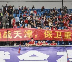  曼城德比战平积分悬念延续  